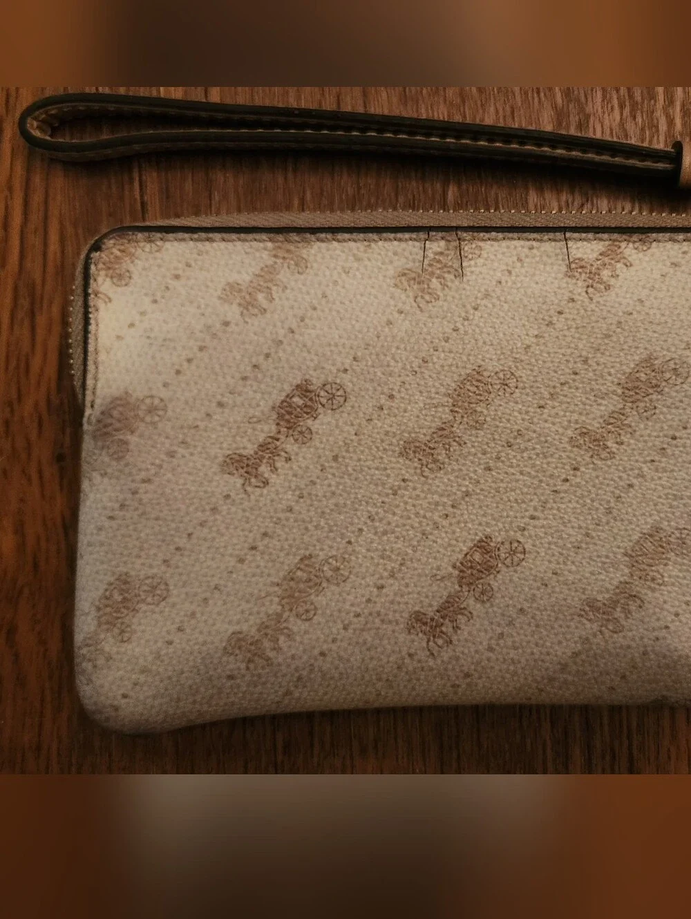 Vintage Coach Carriage Logo Signature Wristlet with Gold Logo - Great Shape!!
